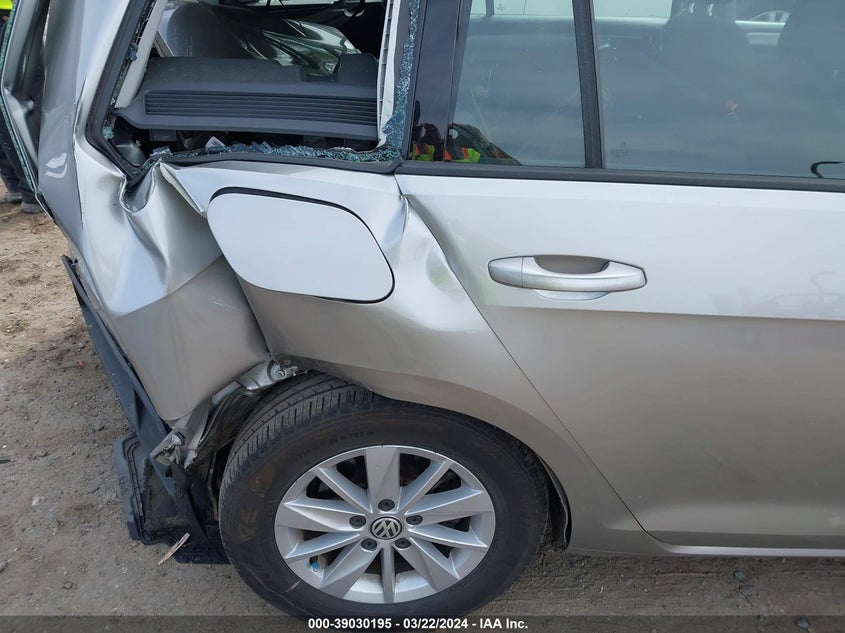 2016 VOLKSWAGEN GOLF SPORTWAGEN TSI S 4-DOOR - 3VWC17AU9GM510730