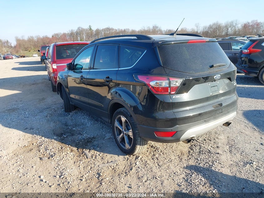 VIN 1FMCU9GD8HUA35318 2017 FORD ESCAPE SE