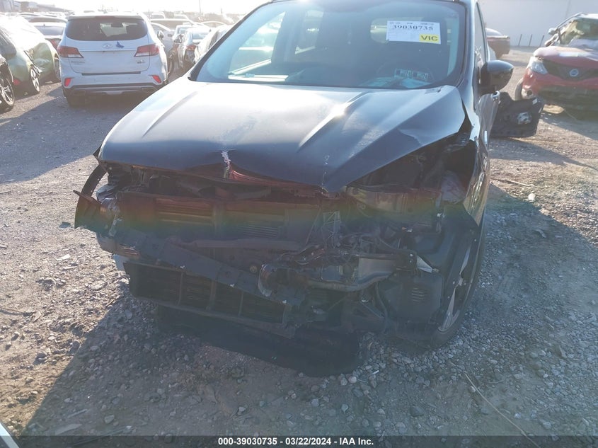VIN 1FMCU9GD8HUA35318 2017 FORD ESCAPE SE