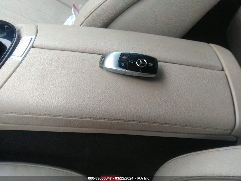 VIN WDDZF4KB0HA027545 2017 MERCEDES-BENZ E 300 4MATIC