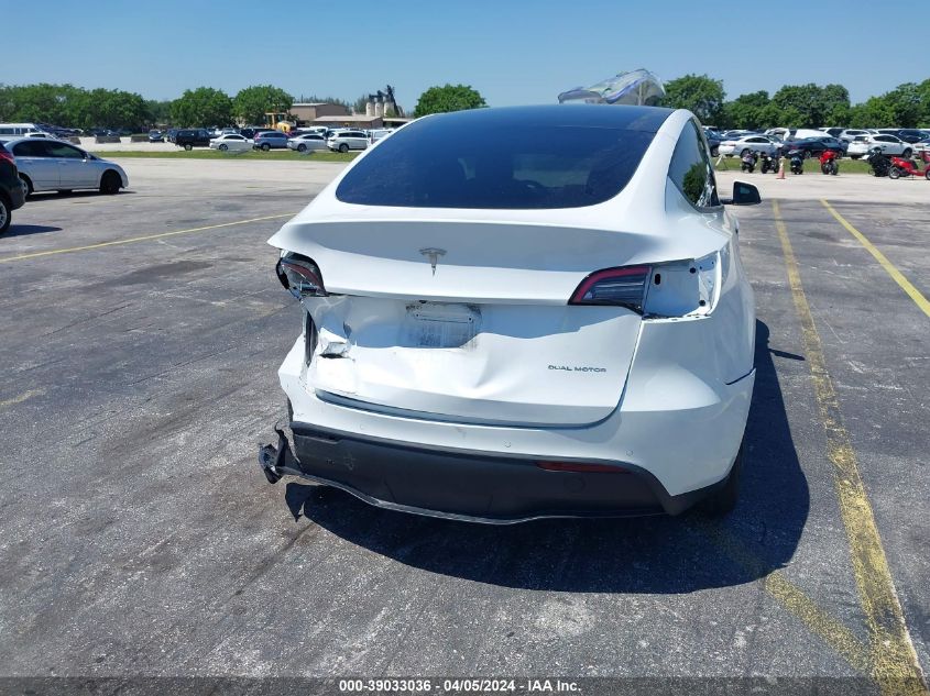 2022 Tesla Model Y Long Range Dual Motor All-Wheel Drive VIN: 7SAYGDEE5NF462205 Lot: 39033036