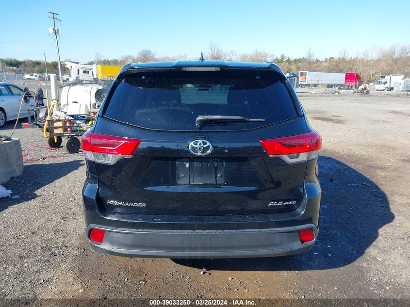 VIN 5TDJZRFH4HS454062 2017 TOYOTA HIGHLANDER SE/XLE