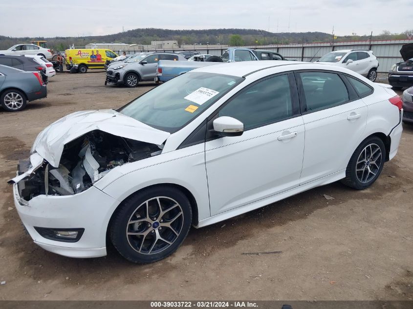 1FADP3F24FL355113 2015 Ford Focus Se