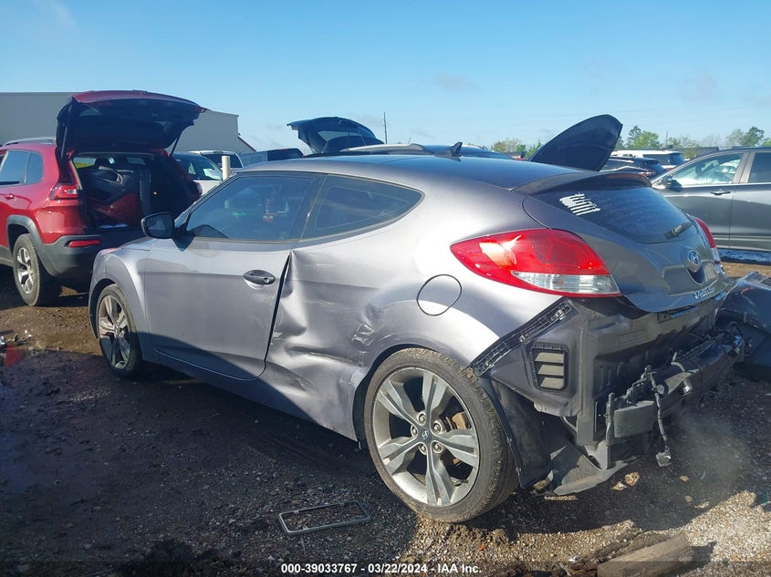 2015 Hyundai Veloster VIN: KMHTC6AD6FU232592 Lot: 39033767