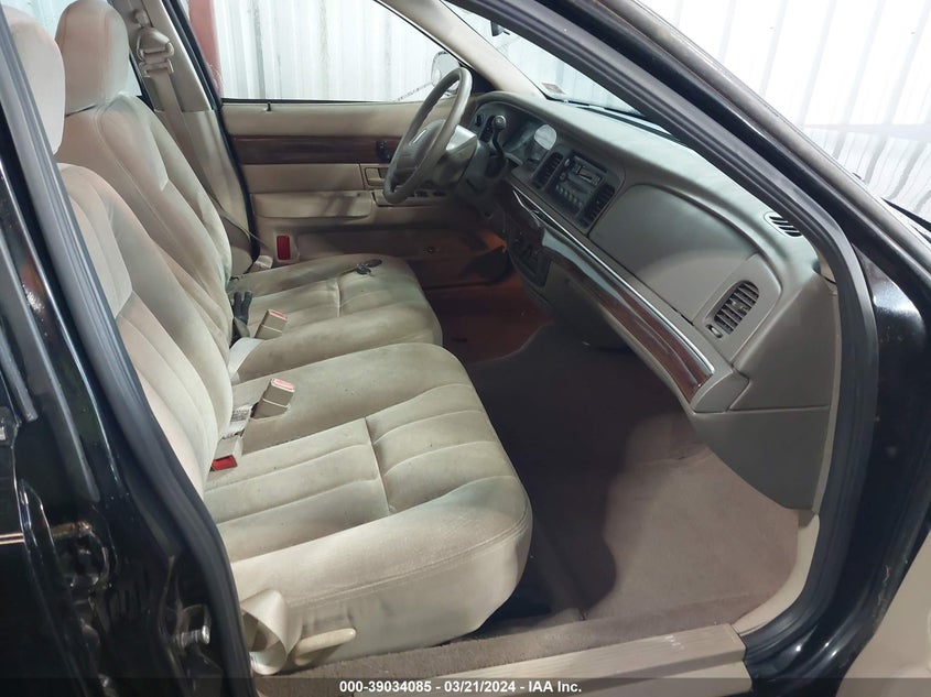 2004 Mercury Grand Marquis Gs VIN: 2MEFM74W14X605432 Lot: 39034085