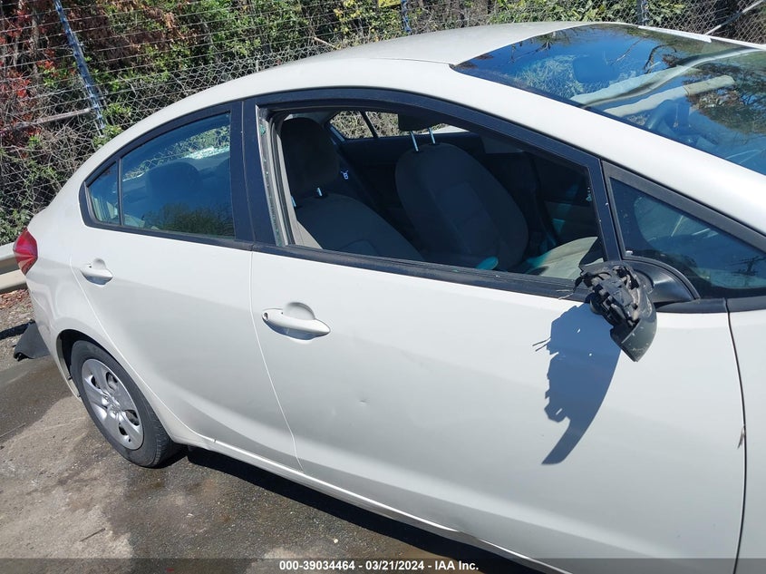 2015 KIA FORTE LX - KNAFK4A68F5379417