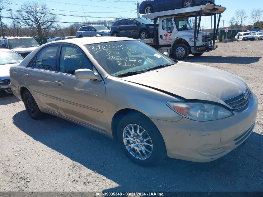 2003 Toyota Camry Le VIN: 4T1BE32K03U138477 Lot: 39035348