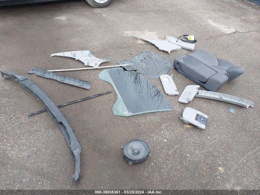 2021 TOYOTA CAMRY LE HYBRID - 4T1C31AK5MU551318