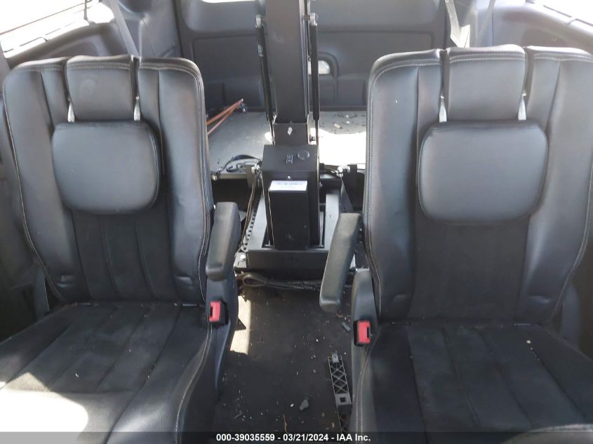 2C4RDGCG5HR558750 2017 Dodge Grand Caravan Sxt