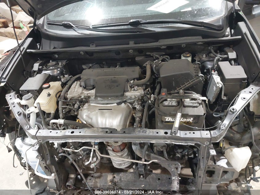 2016 TOYOTA RAV4 SE - JTMJFREV0GD186959