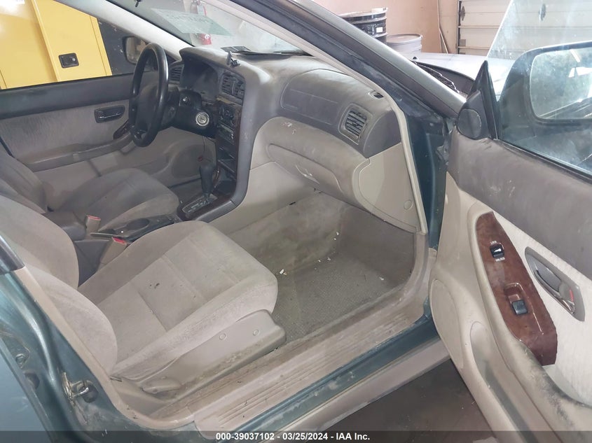 2002 Subaru Legacy VIN: 4S3BH665527651576 Lot: 39037102
