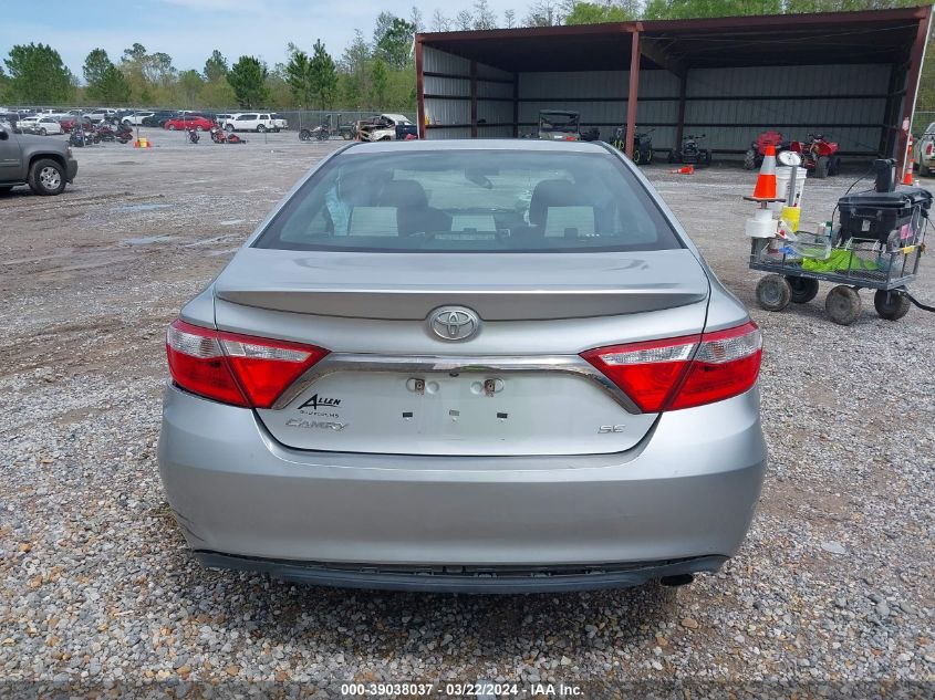 2015 Toyota Camry Se VIN: 4T1BF1FKXFU975799 Lot: 39038037