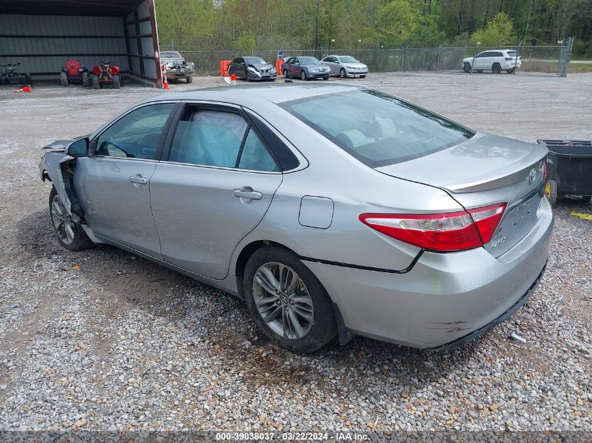 2015 Toyota Camry Se VIN: 4T1BF1FKXFU975799 Lot: 39038037