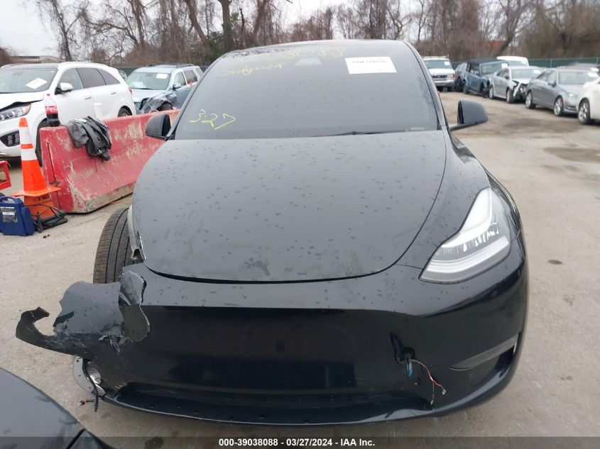 2022 Tesla Model Y VIN: 7SAYGDEE0NF376042 Lot: 39038088