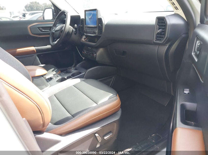 2022 Ford Bronco Sport Outer Banks VIN: 3FMCR9C66NRD86742 Lot: 39038890