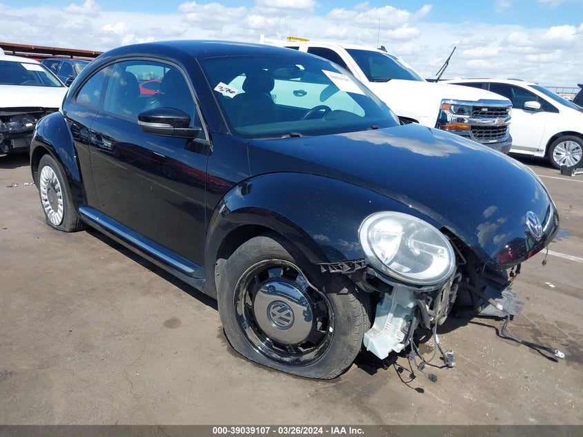 2014 VOLKSWAGEN BEETLE 2.5L - 3VWJP7AT7EM610819