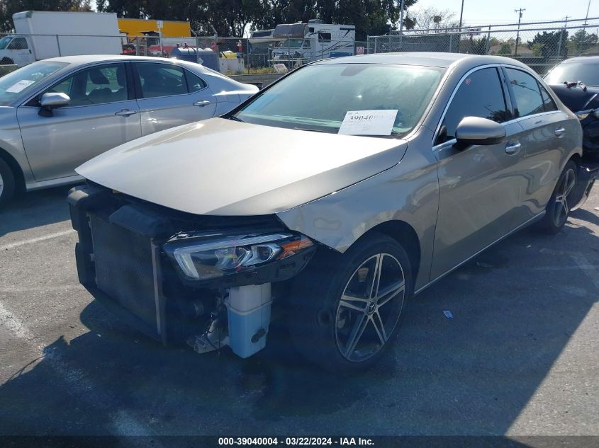 2019 Mercedes-Benz A 220 4Matic VIN: WDD3G4FB2KW027702 Lot: 39040004