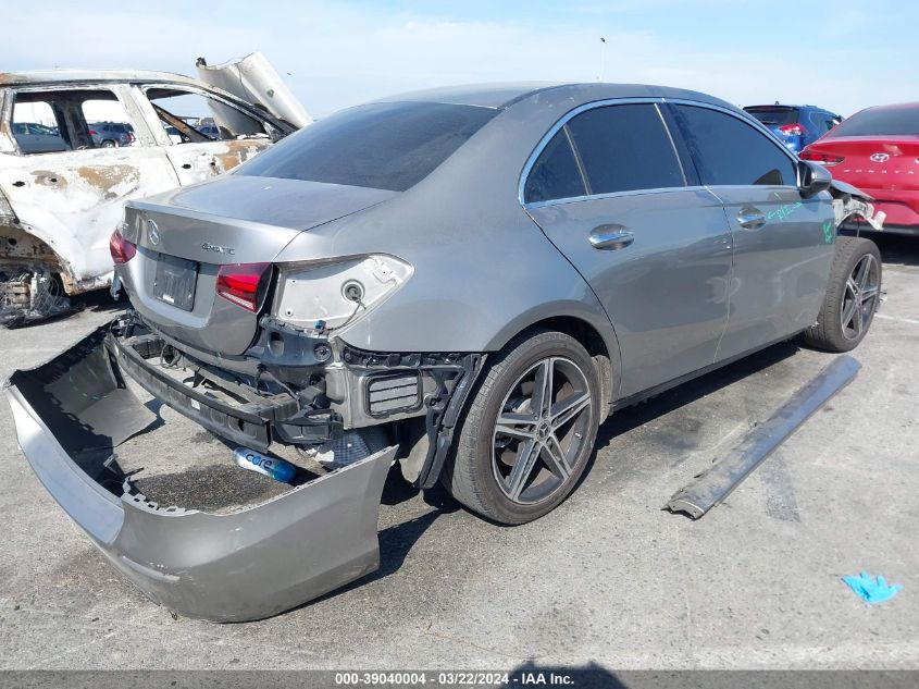 2019 Mercedes-Benz A 220 4Matic VIN: WDD3G4FB2KW027702 Lot: 39040004