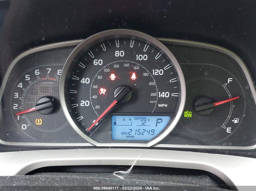 2015 TOYOTA RAV4 XLE - 2T3RFREV2FW372717