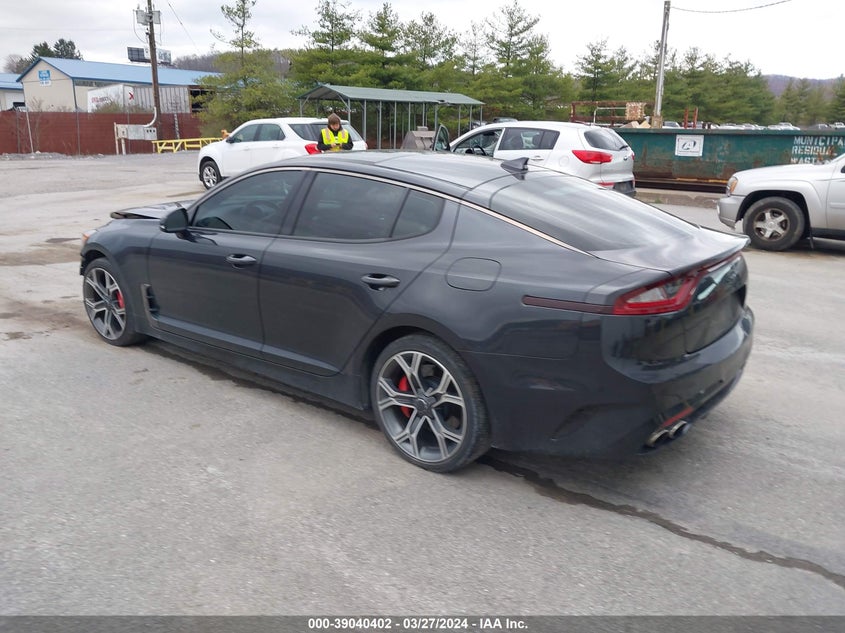 2019 Kia Stinger Gt2 VIN: KNAE55LC6K6058184 Lot: 39040402