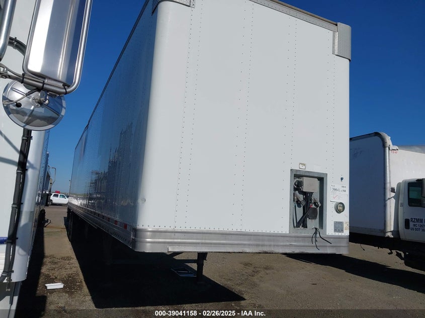 3H3V482C9FT652033 2015   photo no. 1