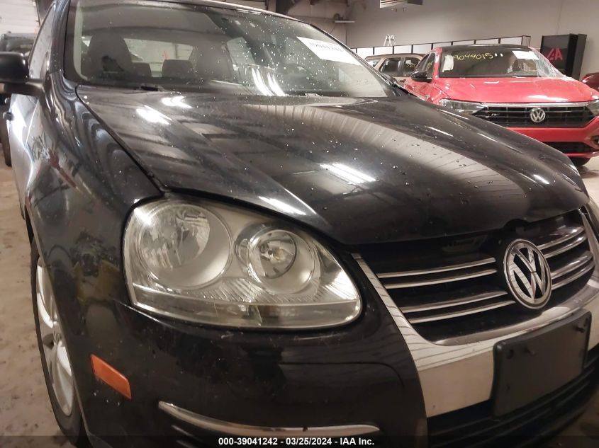 2010 Volkswagen Jetta Limited Edition VIN: 3VWAX7AJ4AM072556 Lot: 39041242