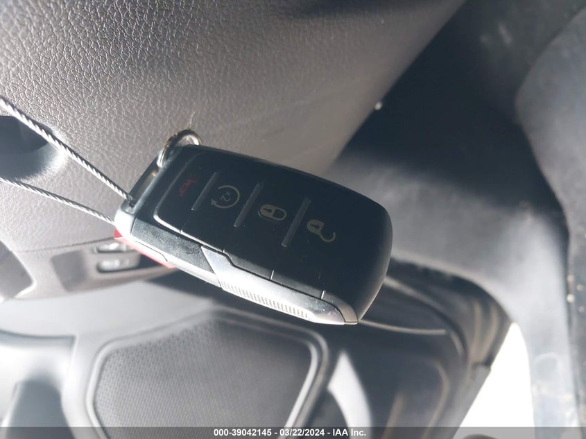 2019 RAM 1500 BIG HORN/LONE STAR  4X4 5'7 BOX - 1C6RRFFG0KN802890