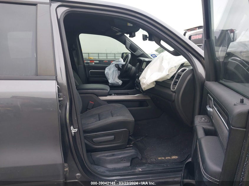 2019 RAM 1500 BIG HORN/LONE STAR  4X4 5'7 BOX - 1C6RRFFG0KN802890