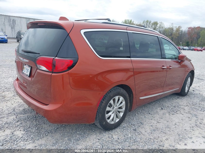 VIN 2C4RC1EG8JR338604 2018 CHRYSLER PACIFICA TOURING L PLUS