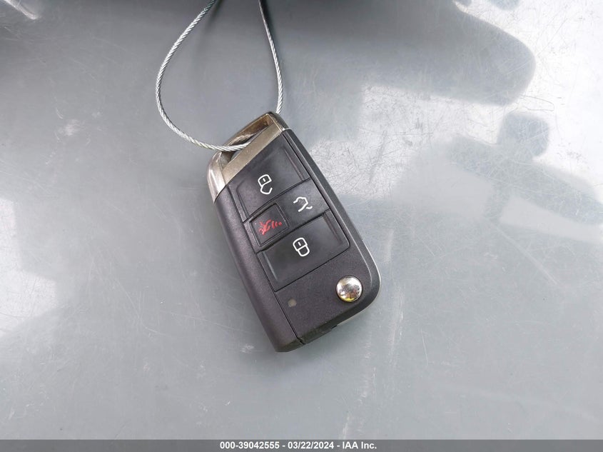 2017 VOLKSWAGEN GOLF GTI AUTOBAHN 4-DOOR/S 4-DOOR/SE 4-DOOR/SPORT 4-DOOR - 3VW447AU8HM039263