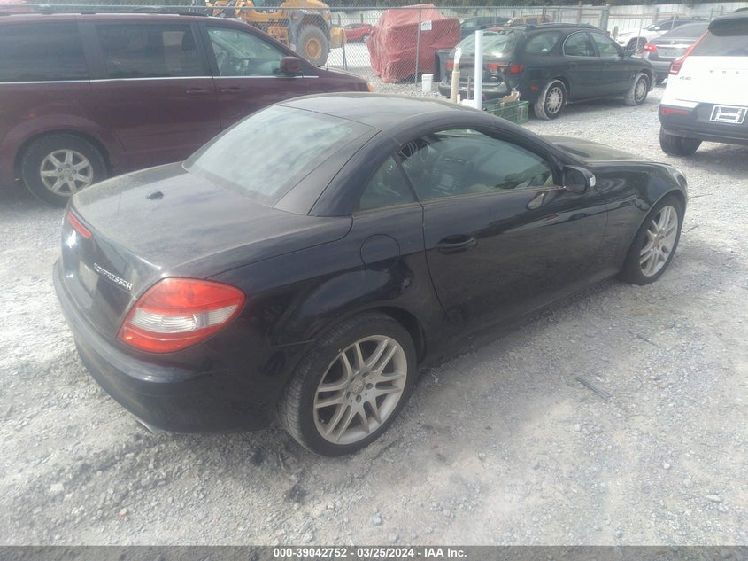 2007 Mercedes-Benz Slk 280 VIN: WDBWK54FX7F144810 Lot: 39042752