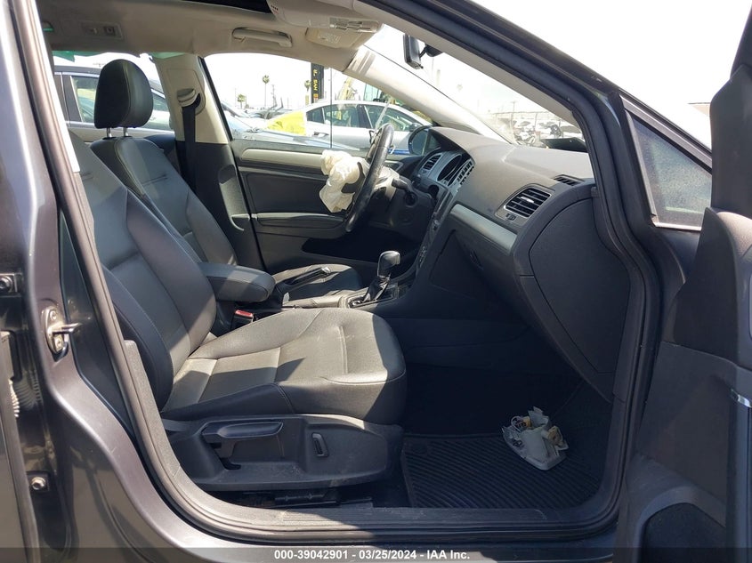 2016 VOLKSWAGEN GOLF SPORTWAGEN TSI LIMITED EDITION - 3VWC17AU5GM519067