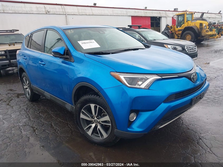 TOYOTA RAV4 XLE 2018