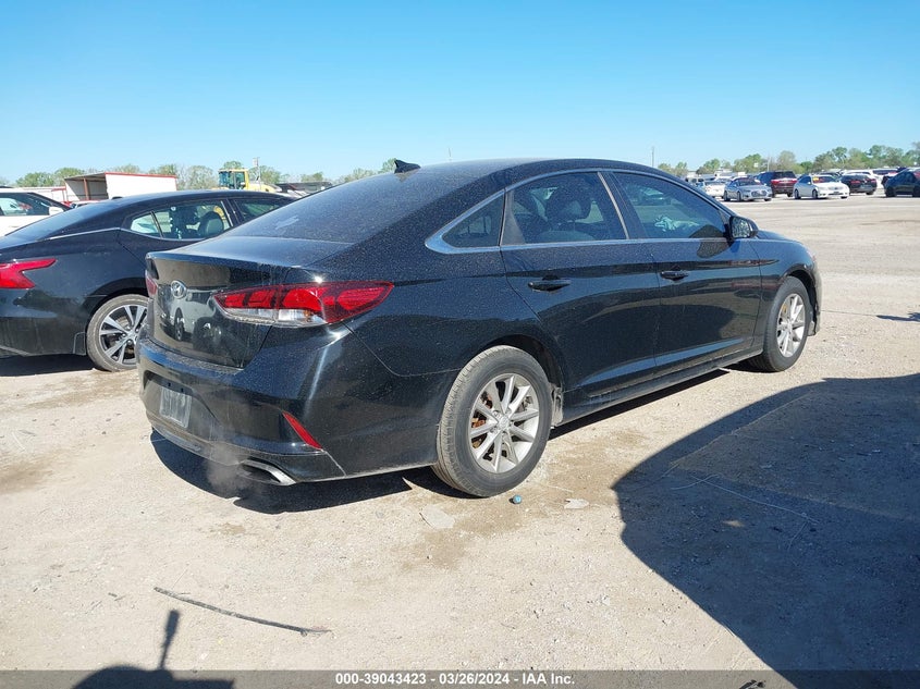 VIN 5NPE24AF1KH769266 2019 HYUNDAI SONATA SE