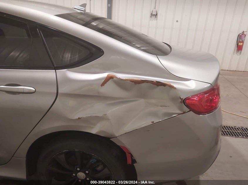 2015 CHRYSLER 200 S - 1C3CCCBG9FN581644