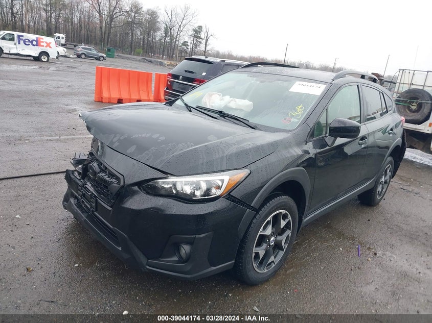 VIN JF2GTADC4J8338005 2018 SUBARU CROSSTREK 2.0I PREMIUM
