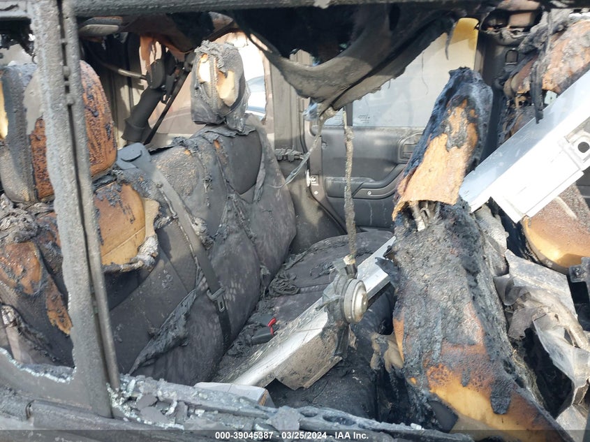 2014 JEEP WRANGLER UNLIMITED SPORT - 1C4BJWDG0EL255270