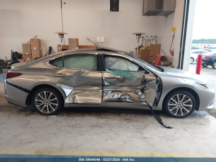 VIN 58ABZ1B19KU032553 2019 LEXUS ES 350 LUXURY