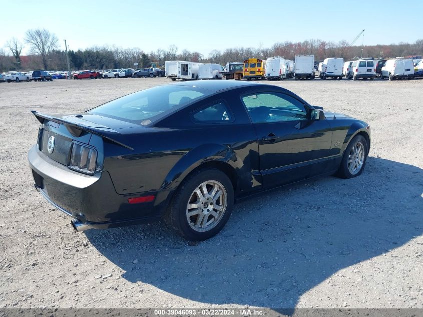 2008 Ford Mustang Gt Deluxe/Gt Premium VIN: 1ZVHT82H885121138 Lot: 39046093