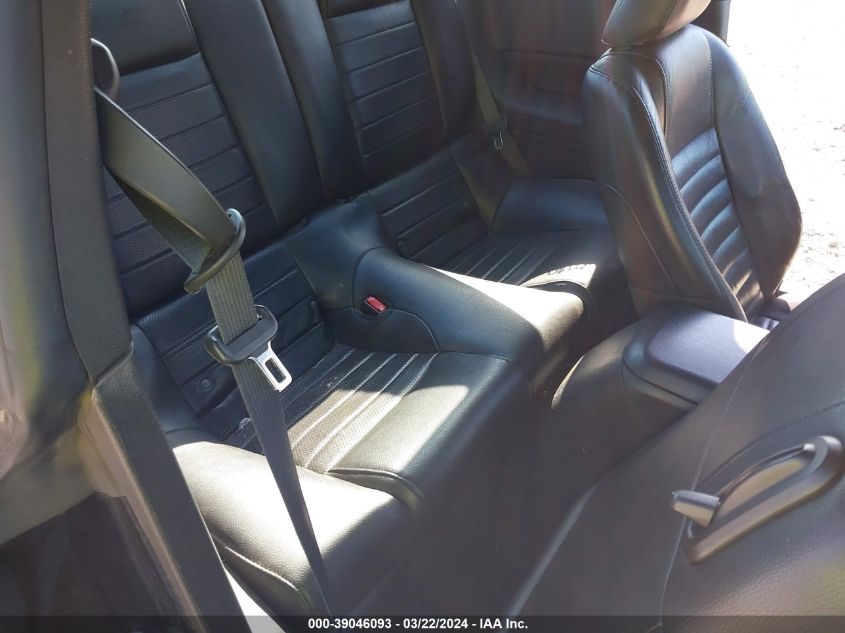 2008 Ford Mustang Gt Deluxe/Gt Premium VIN: 1ZVHT82H885121138 Lot: 39046093