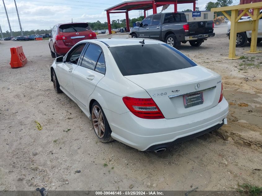 WDDGF8BB3CR235329 | 2012 MERCEDES-BENZ C 300