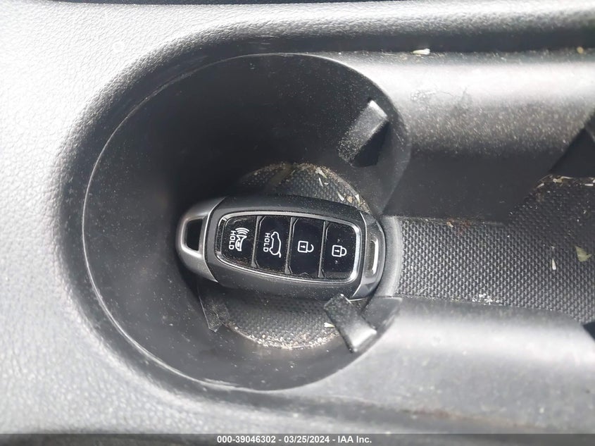 VIN KM8K33A57MU708266 2021 HYUNDAI KONA LIMITED
