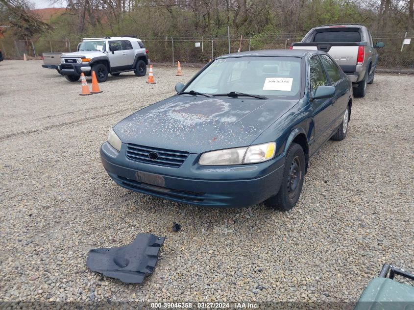 1997 Toyota Camry Le VIN: 4T1BG22K8VU784504 Lot: 39046358