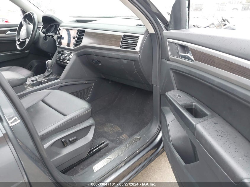 VIN 1V2MR2CAXJC594795 2018 VOLKSWAGEN ATLAS 3.6L V6 SEL