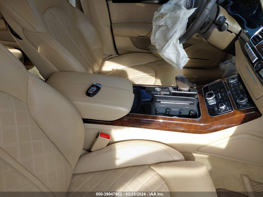 2015 Audi A8 L 3.0T VIN: WAU3GAFD8FN011832 Lot: 39047652