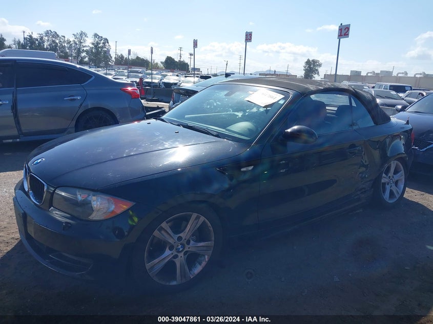 2008 BMW 128 I VIN: WBAUN13548VH79899 Lot: 39047861