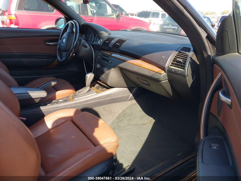 2008 BMW 128 I VIN: WBAUN13548VH79899 Lot: 39047861