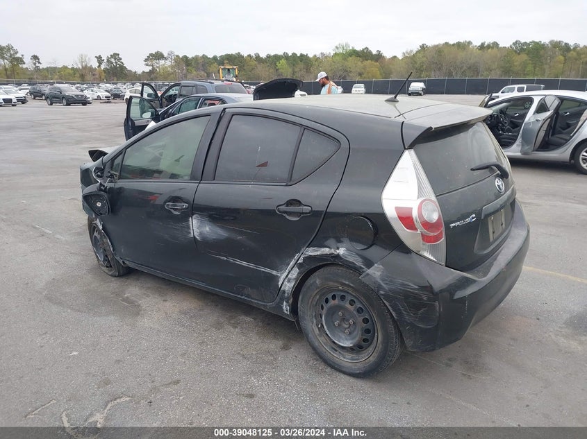 2013 Toyota Prius C Two VIN: JTDKDTB39D1552425 Lot: 39048125