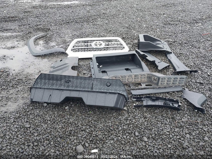 2017 TOYOTA TACOMA DBL CAB/SR/TRDSPT/OR/PRO - 3TMCZ5AN0HM086574