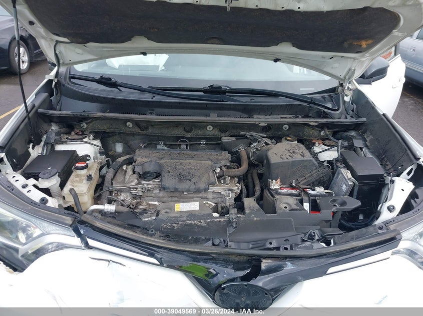 2016 TOYOTA RAV4 LE - JTMBFREV2GJ096377